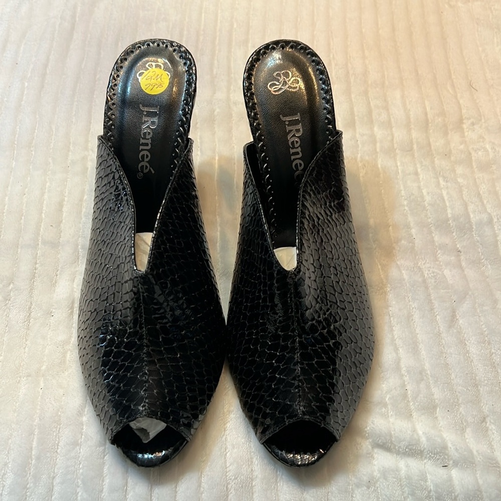 New J. Renee black snake print slip on sandals with heel